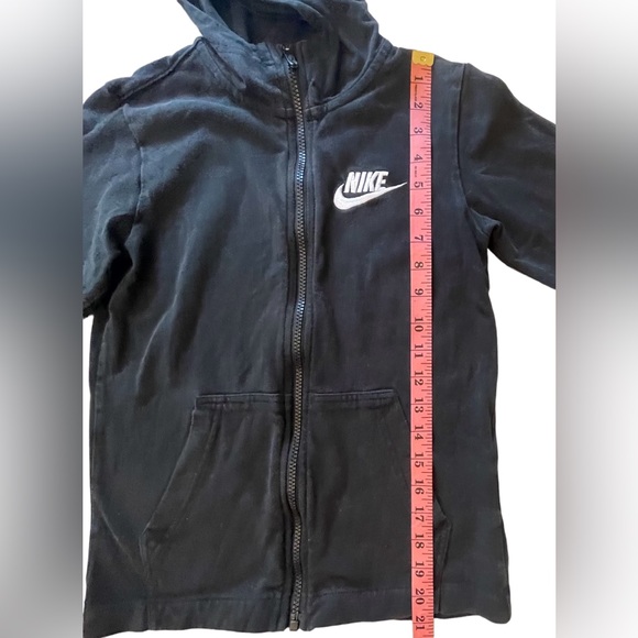 Nike Jacket - Picture 6 of 10